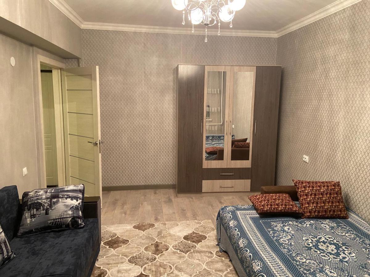 Standart Apartment On Kozhamkulov 128 Алмати Екстер'єр фото